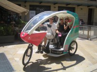 /album/cyclopub/balade-aix-marie-cours-mirabeau-decouvrir-decouverte-allees-proven%c3%a7ales-fun-original-amusant-taxi-segway-couple-musee-velo-tourisme-fontaine-rotonde-jpg/